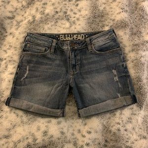 Bullhead denim shorts size 1 (juniors)